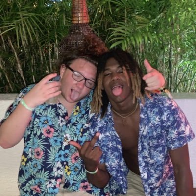 JacksonJohnst11's profile picture. Go Gators, Go Jags, Go Yankees 904🌴