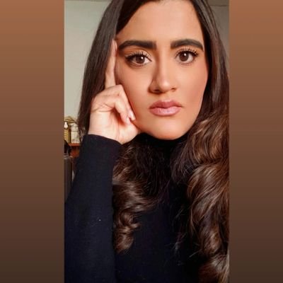 DanielaMOGD's profile picture. Abogada 🤓👩‍⚖️Todo es mejor sonriendo😊. Amante de los🐕🐶