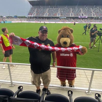 #FCBayern fan based in MKE. Will travel for soccer #Miasanmia