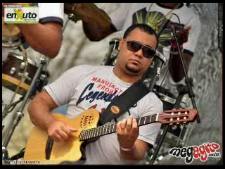 Musico e Produtor Musical, atualmente toco com o Grupo Oitava Cor