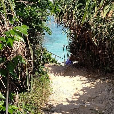 なまはげ県きりたんぽ郡またぎ村出身
そとで遊ぶの大好き。お酒も大好き。
金魚、盆栽、寺社仏閣、大木、チャリ、
スキー、BC、釣り、カメラ、メダカ
アクアリウム、ビオトープ、木工、
福祉用具販売、レンタル、
もの作り、社長10年目
やればできる系

#全ツイ建