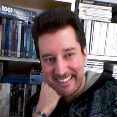 Críticas, análises e notícias você encontra por aqui através do meu blog de Cinema. Por mais de dez anos eu passo para os cinéfilos o que há de melhor da 7ªarte