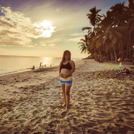 rvjoygnzaga's profile picture. UNSAID WORDS ×