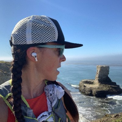 Teaching prof passionate @ STEM UG-Ed, mother of t(w)eens and a monster 🐶, big sister/aunt; 💒 = trail running 🏃🏻♀️⛰🏕.