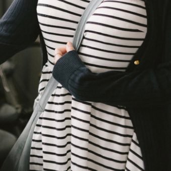 jpina_h's profile picture. オナニーばかりしてる変態妻です💜会えません送りません💜たまにこっそりろしゅつする😈露出 痴漢 M 女 精子 言葉責め チ ん凸❤️優しめでお願いします💜お返事賢者だとマイペース