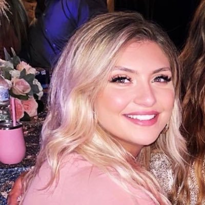 katsbythetrader's profile picture. Kat, options trader, analysis paralysis survivor