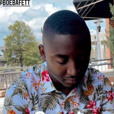 BoeBaFett's profile picture. I hate it here.