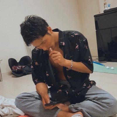 renzabielu's profile picture. 