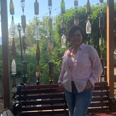 Maribel43953523's profile picture. salvadoreña de corazón 💓 me gusta viajar y conocer el mundo, amo a Dios y a mis hijos por sobre todas las cosas! tanbien disfruto un buen☕️🍷☔️💦🌺🌴😄😍NO DM