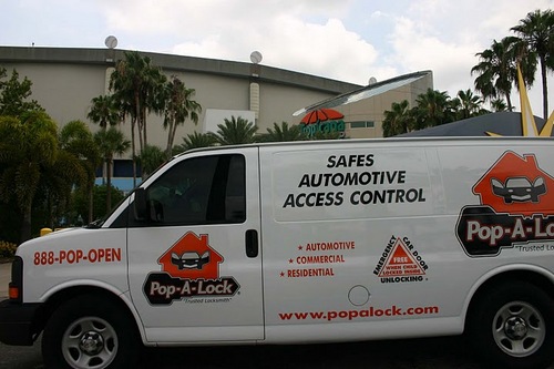 ALOA Certified 24/7 locksmith serving St. Petersburg & Pinellas County. Home, car, and business locksmith services. 727-896-8704. 
200 2nd Ave. S. #241