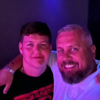 SilkySaunders's profile picture. Everton sufferer, Golf and Poker enthusiast  ⚽️🏌️‍♂️♠️♣️