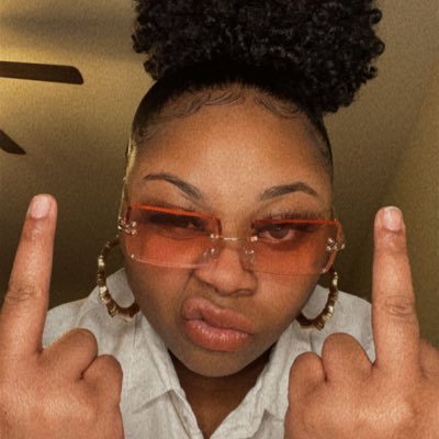 Hhoneycakess's profile picture. 23 , Black owned business , 🔝 quality full mink lashes 😻, sunglasses 🕶 , hats, shirts  more apparel coming soon🛍 , Shipping and delivery, Website soon