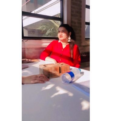 maleeha_zahid's profile picture. English Literature, Ravian, Ambivert, Experiential, Social and Political enthusiast,