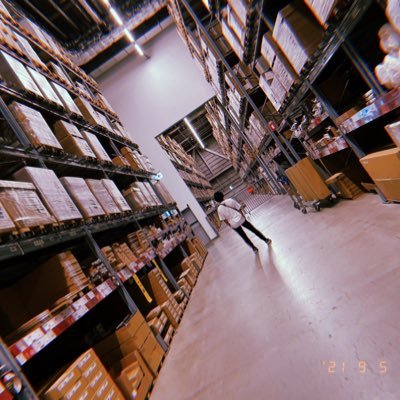 P9di5GY6oXuvtFZ's profile picture. 