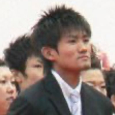 181/68/20です。 あまりつぶやかないけど友達ぼしゅうちゅー! 大学生なので同じような友達もみつけられたらいいなぁ 。