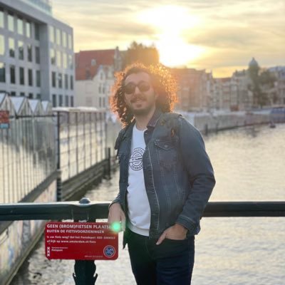 brssgll's profile picture. Amsterdam’da yazılımcı bir expat. Kod yazar, arada müzik yapar, biraz gezer biraz izler.
https://t.co/rKjjhNuhny