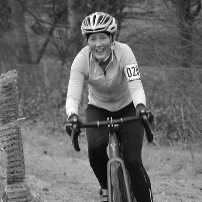Specialist in Special Care Dentistry.
Cycling, running and open water swimming enthusiast. Soft spot for elderly cats.