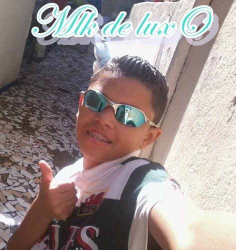 Sou o que sou,do que foi e o que não sobrou ,a essencia que não ficou ;***;)
MSN PARACONTATO ;) duduchapaquente2010@hotmail.com