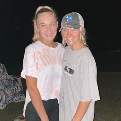 haley_aaren1's profile picture. jb, my crazy maiz, & my evil cat hahahaha