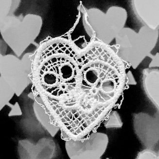 Jayne Childs, Middlebrook was my gramp’s middle name. NTU Research Assistant. I design and make Lace accessories and gifts in my Nottinghamshire studio.