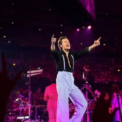 stockhlomstyles's profile picture. im a hoe for 1d
