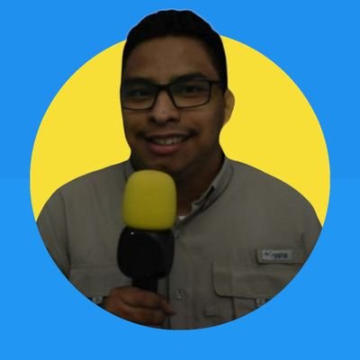 Egresado de la Licenciatura en Comunicaciones 🇸🇻🎤🎙️🎥📸