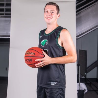 tarnold__'s profile picture. ECU ‘21🎓 NSU MBB