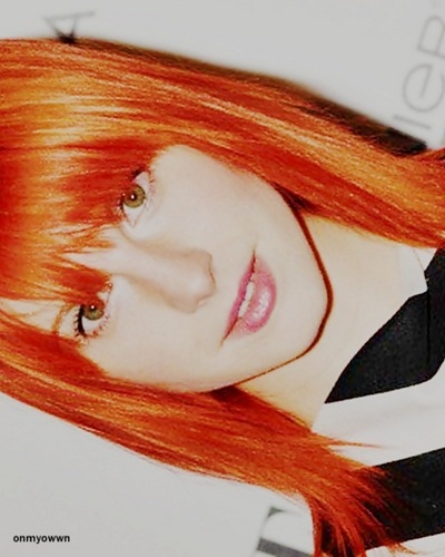 Like: Paramore , Mundy , OnePiece , others.
Love: JeremyClaytonDavis , GerardArthurWay ♥