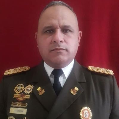 Comandante de la Unidad Regional de Inteligencia ANTIDROGAS #CEC #GNB Lucha Frontal Contra el Tráfico Ilícito de Drogas ¡SEGUIMOS VENCIENDO! 🇻🇪