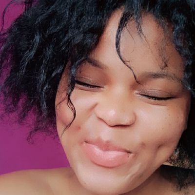 PhynelD's profile picture. Am working on my Twitter bio check again in Ten years... Thank you