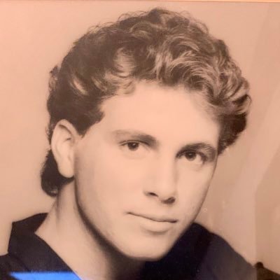 Aloha from Hawaii 🌺 🏝 🏄 🤙 . Love living in a BLUE state!! How about Sense and Reason with a dose of Common Sense??!!