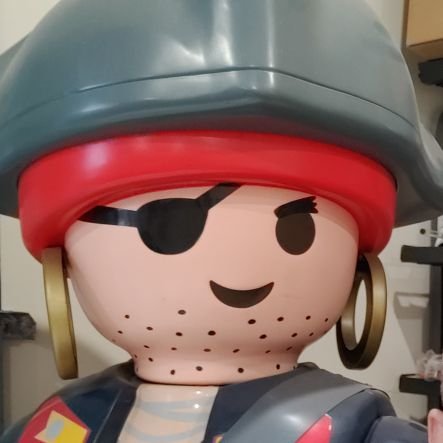 BohemianRaccoon's profile picture. z-index 100,000,000 💪 Engineer 🍻 Oversexed problematic masc gay man and I don't care ⬇️ my pronouns are obvious ffs. Carry on