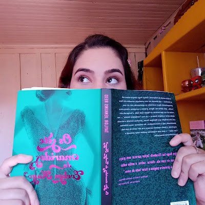 Hey gays 🧞♀️🧜🏻♀️🧚🏼♀️🧝🏻♀️🧛🏻♀️👩🏻🚀
Quando acordei hoje de manhã, eu sabia quem eu era, mas acho que já mudei muitas vezes desde então.. 🥳🥰💜