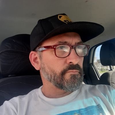 elmuralista's profile picture. Fecha de nacimiento 25/5/71
.Muralista Coordinador del Movimiento Internacional de Muralistas Italo Grassi.
Obras en el país y el extranjero.