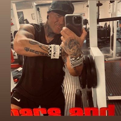 mattsankey80's profile picture. an absolute ray of sunshine in an otherwise dull world 🙂