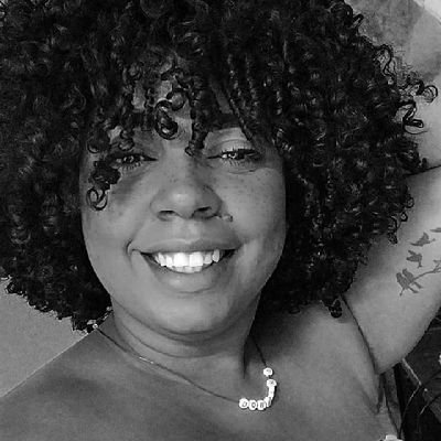 Sejam bem-vindo(a) 
CARIOCA 🌻 Leão ♌ @Flamengo 🔴⚫

Mas hoje ela só quer paz. 💛🌻
