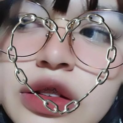 se aceptan solo pensamientos basados, experta en sedentarismo y procastinacion
ig @_trrrbl