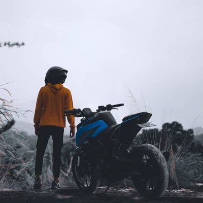 itz__me__ak's profile picture. 