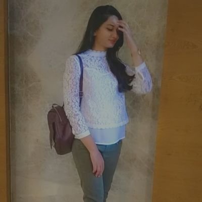 FarheenKarwa's profile picture. I may not be special, but I'm definitely limited edition!💟