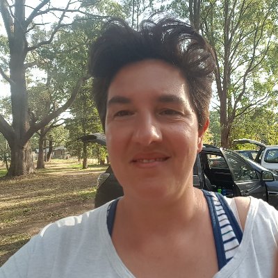 Ecologist, bush-loving, mum of two, and now a happily employed :) Postdoc in the Applied ecology and conservation research group @ Deakin University.