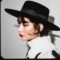 Helena🌼 (@_hayatmavisi) 's Twitter Profile