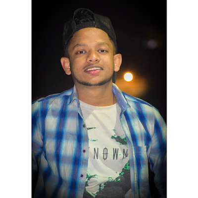 RishuRaZz15's profile picture. 