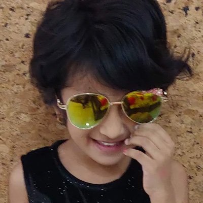 Shanya loves doing lots of fun things like pretend play, science experiments, Unboxing coolest products, music videos, skits, challenges, DIY arts and crafts an