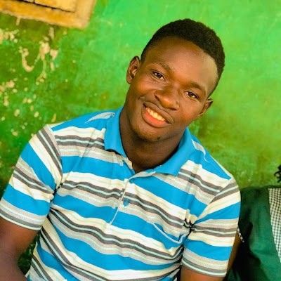I'm Swaranie Lansana kallon.
Sierra Leonean by nationality.
I'm 21 years old.
I'm a student at the IAMTECH University.