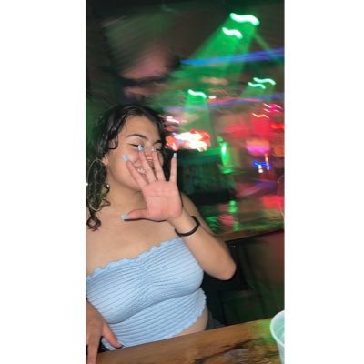 alexxis_c Profile Picture