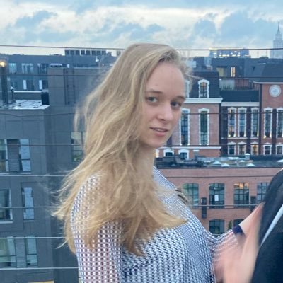 darachubarova's profile picture. 