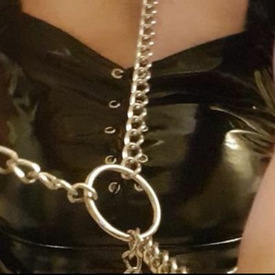 Bi sexual sissy cross dresser that loves to be in bondage by chains and to be used as a sissy maid slave at a dinner party