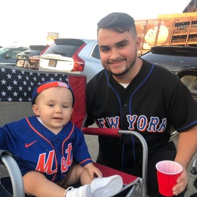 Tj_OReilly7's profile picture. Fly High Dad🙏💚💛 5.12.17 #LFGM #NYG
