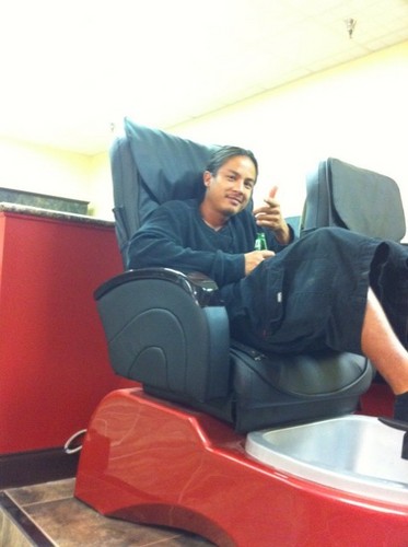 itdontstop's profile picture. BEEN GONE FOR A MINUTE