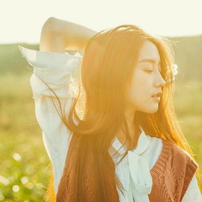 AdelaDinh's profile picture. 